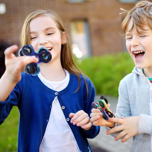 12 حزمة من ألعاب فيدجيت سبينر للأطفال البالغين، مجموعة ألعاب معدنية ثلاثية سبينر متينة من أجل تخفيف التوتر ومكافحة القلق EDC، لوازم الحفلات، حشوات حقائب الهدايا in Kuwait
