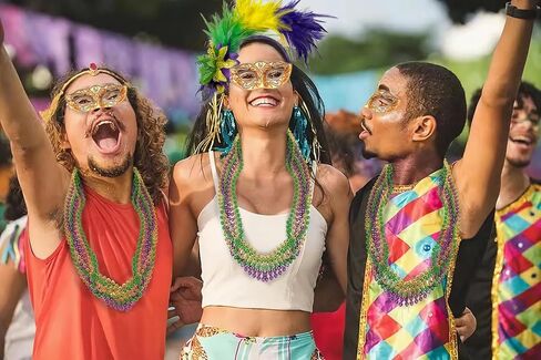 102 قطعة من خرز ماردي غرا من Aovaely، 33 بوصة 7 مم من الخرز الذهبي والأخضر الأرجواني للأطفال والكبار، إكسسوارات ماردي غرا، مستلزمات الحفلات in Kuwait