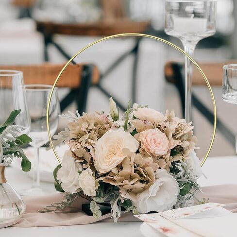 سينتيكر 10 قطع 12 انش حلقة معدنية على شكل زهور لتزيين الطاولة بلون ذهبي مع 10 حوامل خشبية سداسية لتزيين طاولات الزفاف وعيد الحب in Kuwait