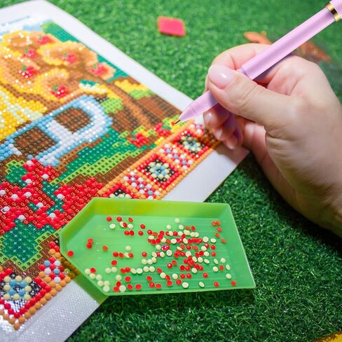 مجموعة ادوات رسم الماس خماسية الابعاد مكونة من 13 قطعة، تتضمن 2 قلم رسم ماسي كريستالي على شكل تاج وقلم حفر مع 10 صلصال غراء للرسم الماسي، صينية بلاستيكية للحرف اليدوية والتطريز in Kuwait