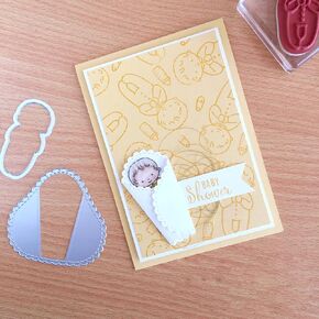 مجموعة CHICNIQ Baby in a Swaddle Stamp and Dies لسجلات القصاصات وصناعة البطاقات in Kuwait