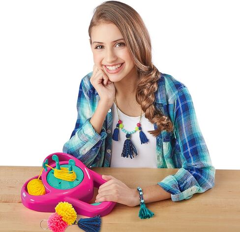 لعبة شرابة يدوية الصنع من أليكس in Kuwait