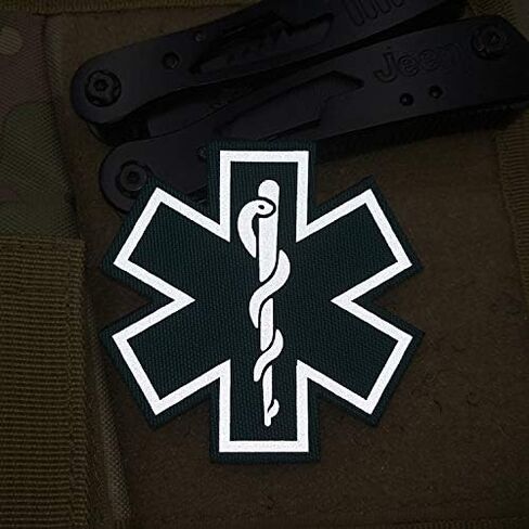 رقع طبية عاكسة للضوء، رقع قماشية مطرزة بنجمة الحياة الطبية المسعفة EMT EMS مع حلقة خلفية للملابس 8 قطع in Kuwait
