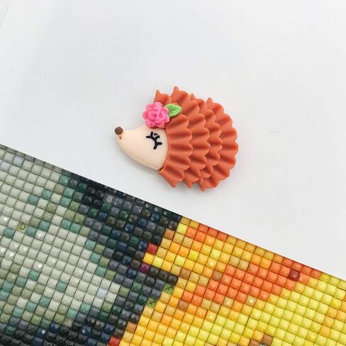 Diamond Painting Cover Minder 5PCS Hedgehog Magnet Cover Minders for Painting with Diamonds Paper Cover, for Adults Art Craft in Kuwait