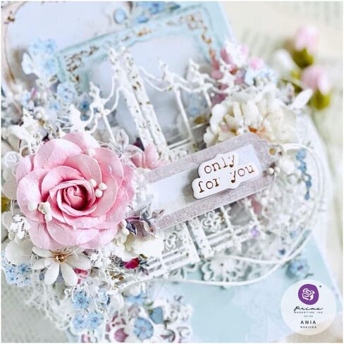 مجموعة افيك امور من بريما ماركيتنج - عبوة لهواة الجمع مع وسادة ورقية مقاس 12 × 12 انش وطبعة ايفيميرا وبطاقات وتذاكر ولوح خشب مضغوط وزهور in Kuwait