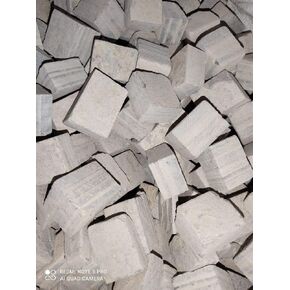 Edible Black Slate Cubes in Kuwait