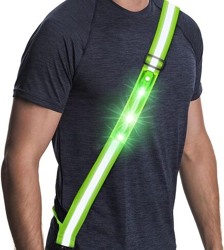 Simket LED Night Running Gear وشاح عاكس، رؤية عالية USB قابلة لإعادة الشحن LED وامض نشاط خارجي قابل للتعديل طول للركض والجري وركوب الدراجات والمشي والدراجات النارية in Kuwait