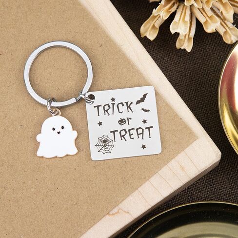 BOMEON هدايا سلسلة المفاتيح الهالوين، هدايا للأطفال في عيد الهالوين هدايا سلاسل المفاتيح الشخصية للأم والأب أفضل صديق ومعلم هدايا عيد الميلاد الخفافيش اليقطين الرعب أفضل أفكار هدية الهالوين in Kuwait