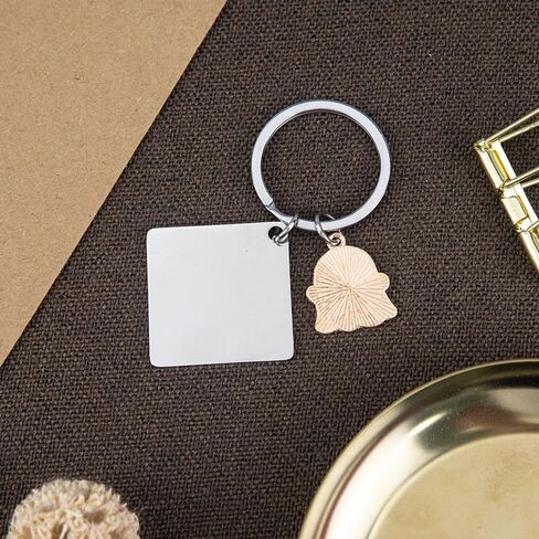 BOMEON هدايا سلسلة المفاتيح الهالوين، هدايا للأطفال في عيد الهالوين هدايا سلاسل المفاتيح الشخصية للأم والأب أفضل صديق ومعلم هدايا عيد الميلاد الخفافيش اليقطين الرعب أفضل أفكار هدية الهالوين in Kuwait