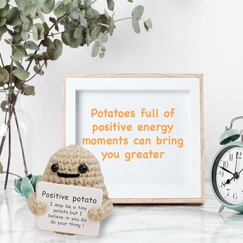 لعبة بطاطس إيجابية صغيرة مضحكة، لعبة محبوكة مقاس 7.62 سم ​​مع بطاقة رائعة من الصوفية الملهمة اللطيفة، دمية كروشيه بطاطس لطيفة للبهجة الاحتفالية، هدايا الأصدقاء، ديكور عيد الميلاد، لحظات مشجعة in Kuwait