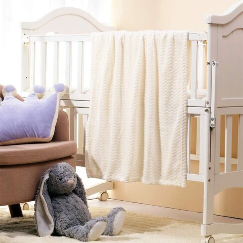 بطانيات الأطفال CREVENT مقاس 76.2 سم × 101.6 سم ناعمة ومريحة ودافئة للأولاد والبنات بلون سادة - للاستخدام في جميع المواسم - أساسيات حديثي الولادة (موجة عاجية/أبيض) in Kuwait