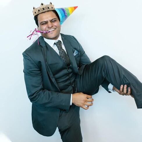 Gold King Crowns for Men, Royal Crown with Champagne Rhinestone, Birthday Crown for Men, Wedding Cosplay Homecoming Prom Party Decorations Crown, Perfect Gifts for Men in Saudi Arabia