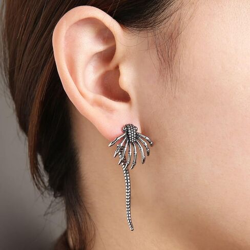 HZMAN Alien Facehugger Earrings for Men Women Stainless Steel Retro Gothic Punk Xenomorph Insect Stud Earring Biker Party Jewelry Gift in Saudi Arabia