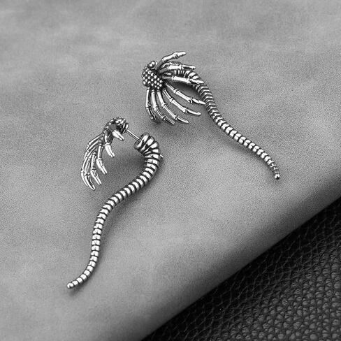 HZMAN Alien Facehugger Earrings for Men Women Stainless Steel Retro Gothic Punk Xenomorph Insect Stud Earring Biker Party Jewelry Gift in Saudi Arabia