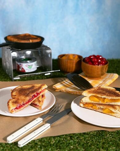 موقد Sterno القابل للطي، إعداد طعام الطوارئ المدمج، فضي، 6-1/4 بوصة طول × 6-3/8 بوصة عرض × 4-5/8 بوصة ارتفاع، الوقود غير متضمن، 4 عبوات in Kuwait