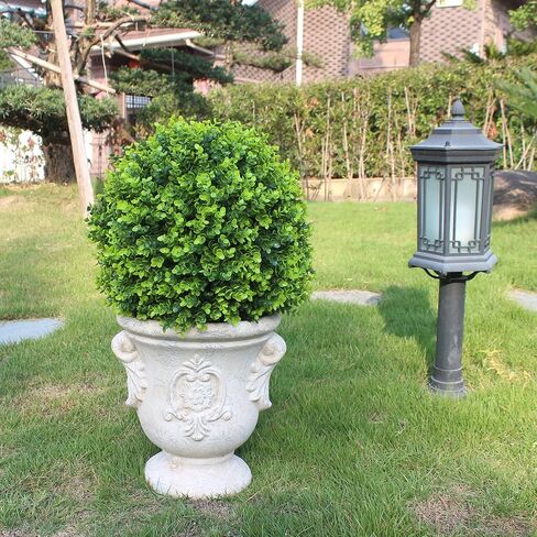 ECOLVANT اثنين من نباتات الأوكالبتوس الاصطناعية توبياري الكرة مقاس 20 بوصة من خشب البقس الاصطناعي المقاوم للأشعة فوق البنفسجية في بوعاء النباتات للشرفة الأمامية والحديقة المنزلية والداخلية والخارجية in Kuwait