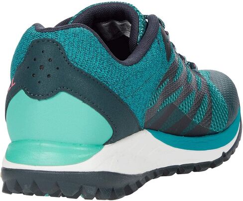 حذاء المشي النسائي من Merrell Fisherman، مقاس 11 AU in Kuwait