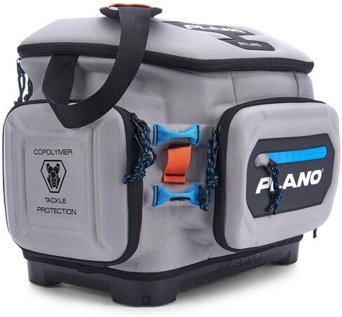 حقيبة ظهر لصيد الأسماك من بلانو أطلس 3700، مادة EVA رمادية، تتضمن 3 3750 صناديق أدوات StowAway للديدان والطعم والطعوم وقاعدة مقاومة للماء وغير قابلة للانزلاق in Kuwait