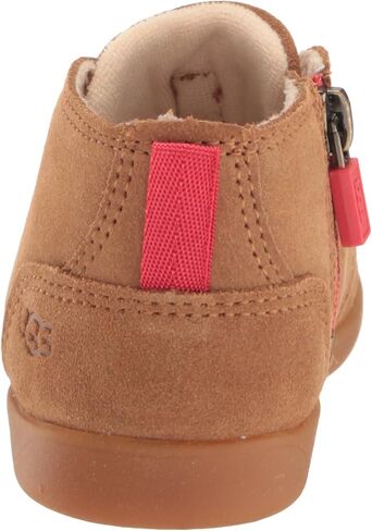 حذاء Daine الرياضي للأولاد من UGG in Kuwait