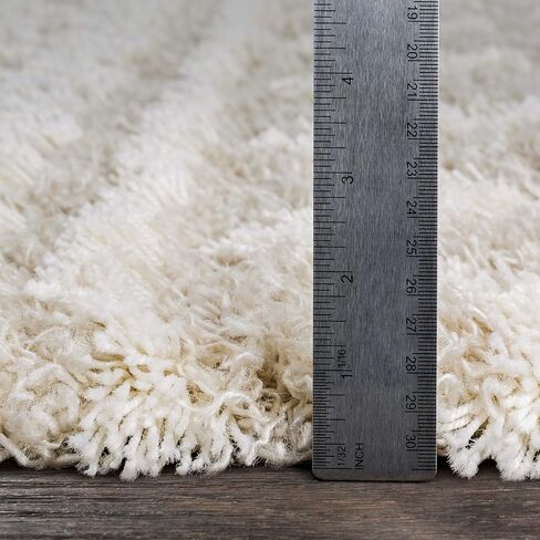 سجادة منطقة Shag المغربية الفنية من Weavers Hapsburg، مقاس 5'3 بوصة × 7'3 بوصة، بيج in Kuwait