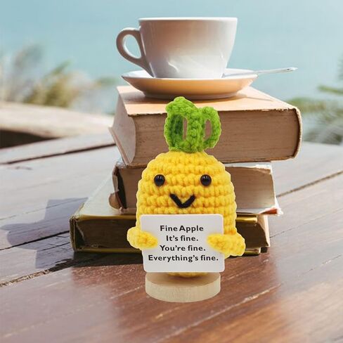 مخلل دعم عاطفي إيجابي صغير مضحك يدويًا، أشياء لطيفة مضحكة من الصوف المحبوك يدويًا، حلي عيد الميلاد من الكروشيه، هدايا أقل من 10 دولارات للنساء وزملاء العمل والأصدقاء والأسرة 4.27 بوصة (النمط 4) in Kuwait