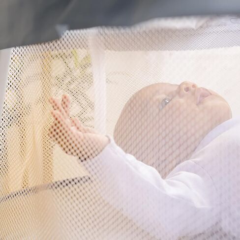 برايت ستارتس سرير أطفال ويني ذا بوه من ديزني - سرير مهدئ للحفلات مع اهتزازات، للاعمار من 0 إلى 5 أشهر in Kuwait