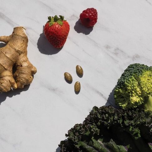 مكملات غذائية خضراء فائقة (60 قرصًا) عضوية فائقة - أكثر من 28 فاكهة وخضروات بما في ذلك البرسيم والشعير والسبانخ والبروكلي - عضوي معتمد، غير معدّل وراثياً وفول الصويا - سموكي ماونتن نيوتريشن in Kuwait