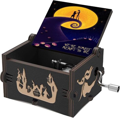 هذا هو صندوق الموسيقى الخشبي لعيد الهالوين The Nightmare Before Christmas Hand Crank محفور عليه هدايا صندوق موسيقى خشبي عتيق للأطفال/الصديقة/النساء/الابنة لعيد الهالوين (أبيض أسود) in Kuwait