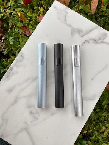 حافظة ألومنيوم Mezuzah Premium من Spirit Labs - سهلة التركيب - هيكل فضي - مقاوم للطقس in Kuwait