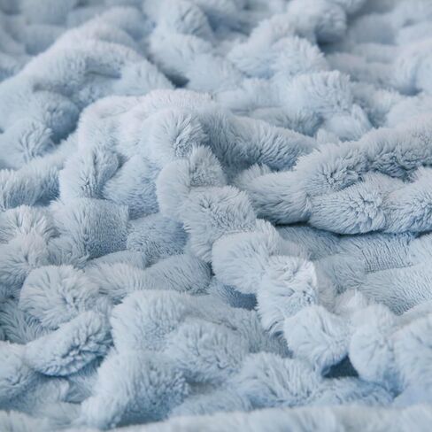 HOMRITAR Baby Blanket for Boys or Girls 3D Jacquard Fluffy Fuzzy Soft Warm Cozy Flannel Fleece Warm Blanket for Nursery, Stroller Toddler Bedding (30 x 40 Inch, Blue) in Saudi Arabia