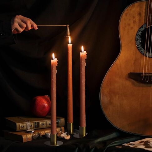 مجموعة من 6 حوامل شموع مستدقة نحاسية - حامل شمعدان ذو لمسة نهائية من النحاس العتيق، حامل شمعدان معدني ريفي حديث لقطعة الطاولة المركزية in Kuwait