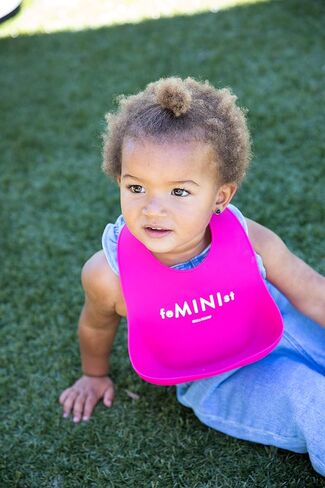 BELLA TUNNO Girl's Wonder Bib - مريلة أطفال من السيليكون للفتيات، مريلة سيليكون ناعمة غير سامة وخالية من مادة BPA، مقاومة للماء، سهلة التنظيف in Kuwait