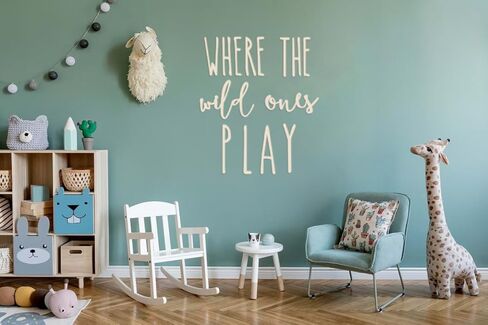 ديكور جدار غرفة اللعب، 23 بوصة XL ثلاثي الأبعاد حيث تلعب الحيوانات البرية لافتة حضانة خشبية لتزيين غرفة الأطفال الصغار ديكور غرفة نوم الأولاد والبنات علامة كلمة لغرفة النوم المنزلية (خشب - لون طبيعي) in Kuwait