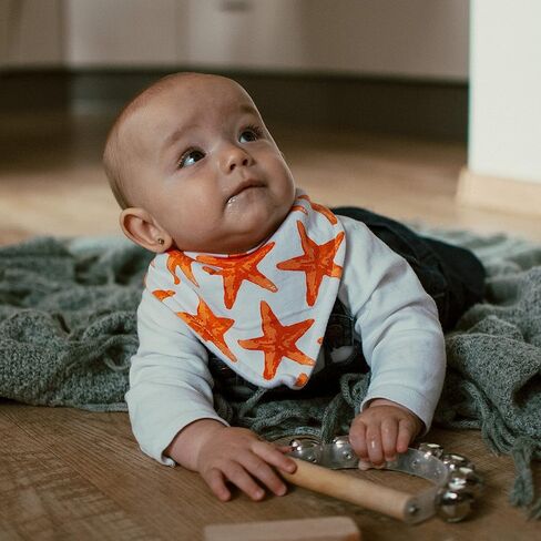 صدرية للأطفال من ستاديلا قابلة للتعديل مع أزرار كبس لسيلان اللعاب ملابس تجشؤ، 4 عبوات من مجموعة هدايا استحمام الأطفال للأولاد والبنات - الشعاب المرجانية والبحر والبحر والشاطئ والسلحفاة الاستوائية in Kuwait