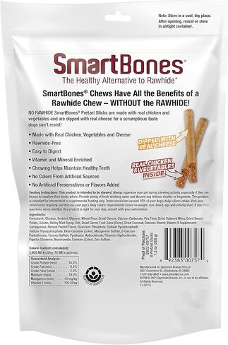 مضغ SmartBones بدون ألوان صناعية أو مواد حافظة على شكل البريتزل، دلل كلبك بمضغ ممتع خالي من الجلود الخام in Kuwait