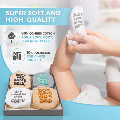 طقم جوارب أطفال SurBaby مع اقتباسات مضحكة (4 أزواج فريدة من نوعها) مجموعة هدايا حديثات للبنات والأولاد - 90% قطن، مضاد للانزلاق، أروع صندوق هدايا - هدايا لحديثي الولادة لمظهر جنس، آباء جديد in Saudi Arabia