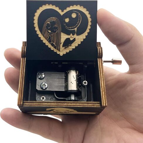 صندوق موسيقى خشبي من LIONSOUL كابوس قبل صندوق موسيقى الهالوين لتزيين أشياء عيد الميلاد صندوق موسيقى صغير مكرنك يدويًا (B) in Kuwait