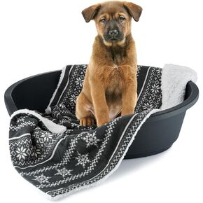 Celebright Christmas Pet Blanket - Luxury Plush Fleece Throw for Dogs Cats or Puppies - 72cm x 110cm - Xmas Design, Machine Washable, Winter Warm, Fluffy & Tough - Nordic Grey in Saudi Arabia