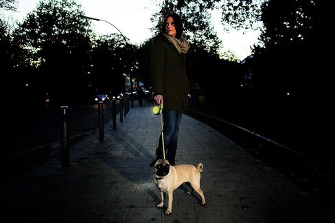 FLEXI Automatic Leash New Classic Neon S Strand 5 M in Saudi Arabia