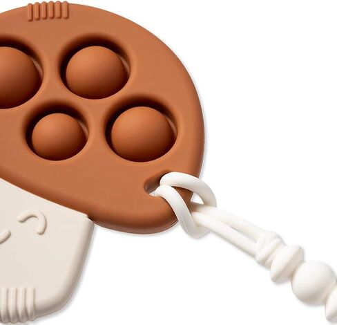 لعبة Itzy Ritzy Sensory Popper - تتميز لعبة Itzy Pop بملمس مرتفع لتهدئة اللثة الملتهبة؛ يخفف التوتر ويحسن المهارات الحركية الدقيقة؛ يمكن ربطها بحقيبة أو حزام اللهاية؛ ديناصور ليلك in Saudi Arabia
