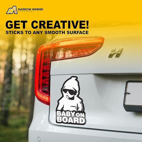 ملصق طفل على متن السيارة لطيف ومضحك لكارلوس من هانج أوفر، ملصقات فينيل سوداء وبيضاء (عبوتان) in Kuwait