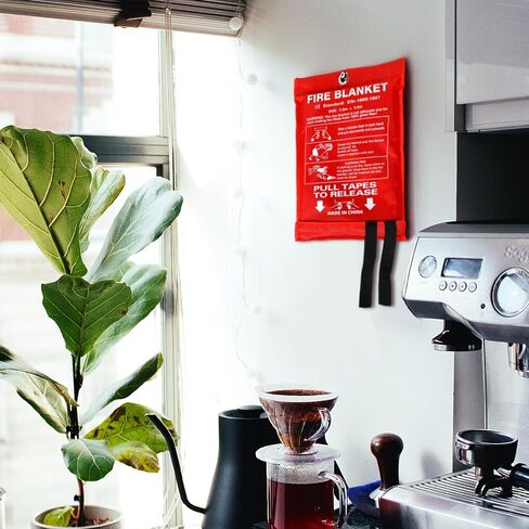 Aoutrow Emergency Fire Blanket for Home, Kitchen, Grill. 39" x39" Flame Suppression Fiberglass,Flame Fire Suppression Blanket Fiberglass Fireproof Blanket (2pack) in Kuwait