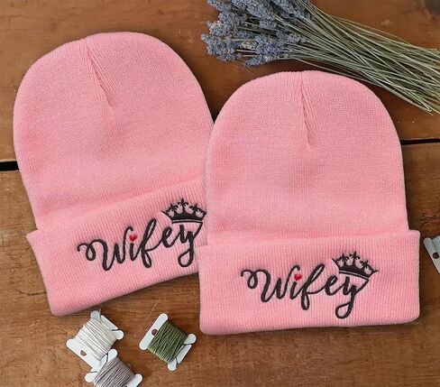 هدايا BETHEGIFT للزوجة - هدايا عيد الحب لها - قبعة صغيرة للزوجة in Kuwait