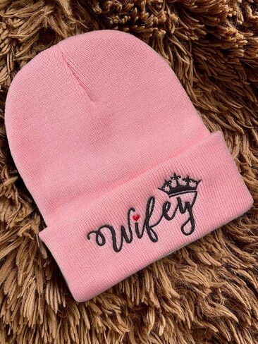 هدايا BETHEGIFT للزوجة - هدايا عيد الحب لها - قبعة صغيرة للزوجة in Kuwait