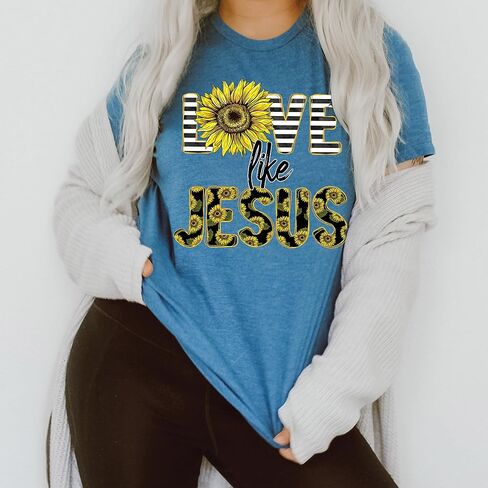 الحب في الإيمان | الحب مثل يسوع كم قصير | قمصان مسيحية مطبوعة برسوم جرافيك | الملابس المبنية على الإيمان | هدايا عيد الفصح in Kuwait