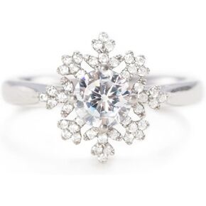 STORYJEWELLERY Story Jewellery Snowflake Promise Rings for Women, Silver Plated Cubic Zirconia Dainty Snowflake Statement Rings for Women, Birthday Christmas Valentines Gifts Rings for Women