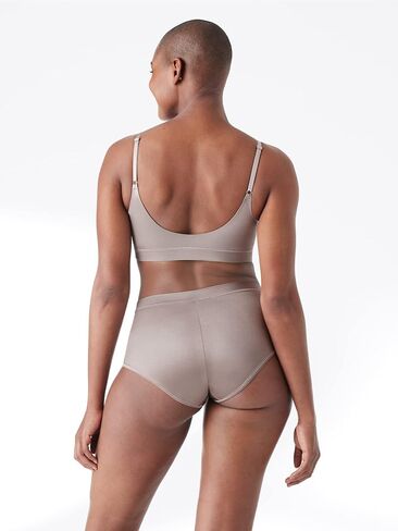 True & Co Women's Eco Shine Scoop Neck Bra in Saudi Arabia