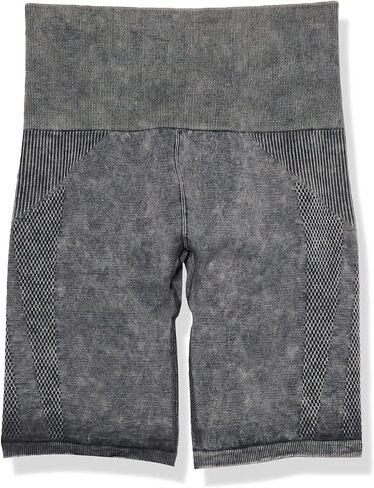 Champion Women's Bike Shorts, Women's Seamless Bike Shorts,Comfortable Moisture-Wicking Bike Shorts for Women, Script, 7" in Saudi Arabia