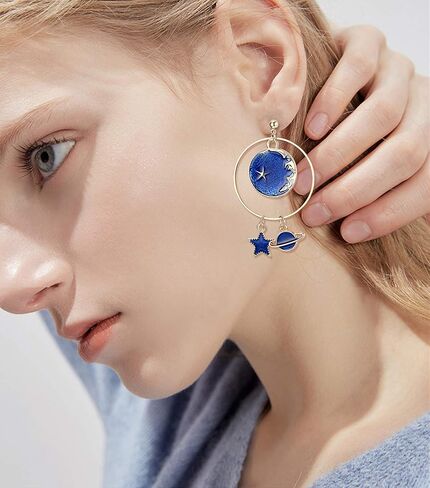 سيليموي 5 ازواج اقراط مطلية بالمينا على شكل قمر ونجوم وكوكب الارض، اقراط متدلية طويلة غير متماثلة بخطاف للنساء، مصنوعة من الستانلس ستيل in Kuwait