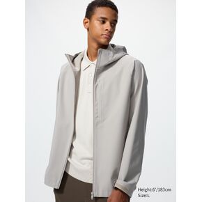 Uniqlo BLOCKTECH Parka in Kuwait